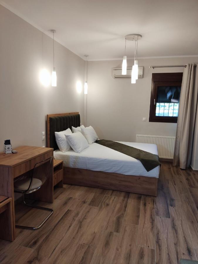 Erietta Rooms Парамития Екстериор снимка